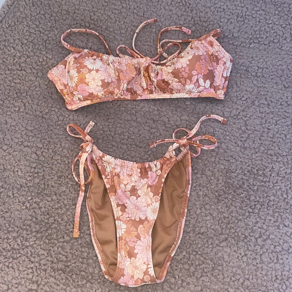 Target floral bikini